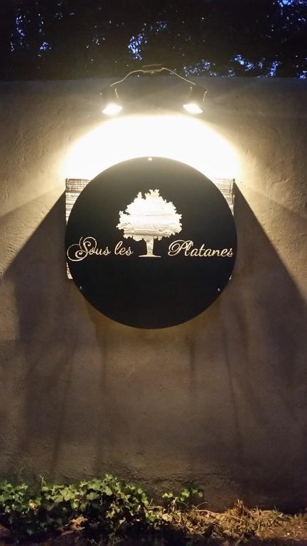 Sous Les Platanes B&B Châteaurenard Εξωτερικό φωτογραφία