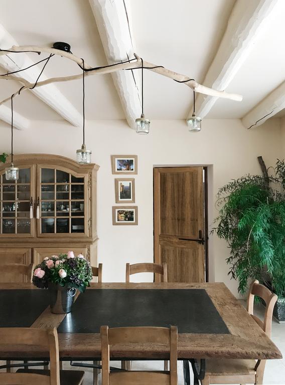 Sous Les Platanes B&B Châteaurenard Εξωτερικό φωτογραφία
