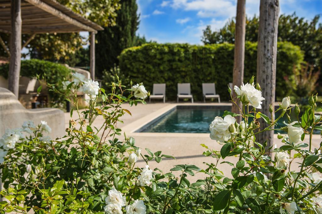 Sous Les Platanes B&B Châteaurenard Εξωτερικό φωτογραφία