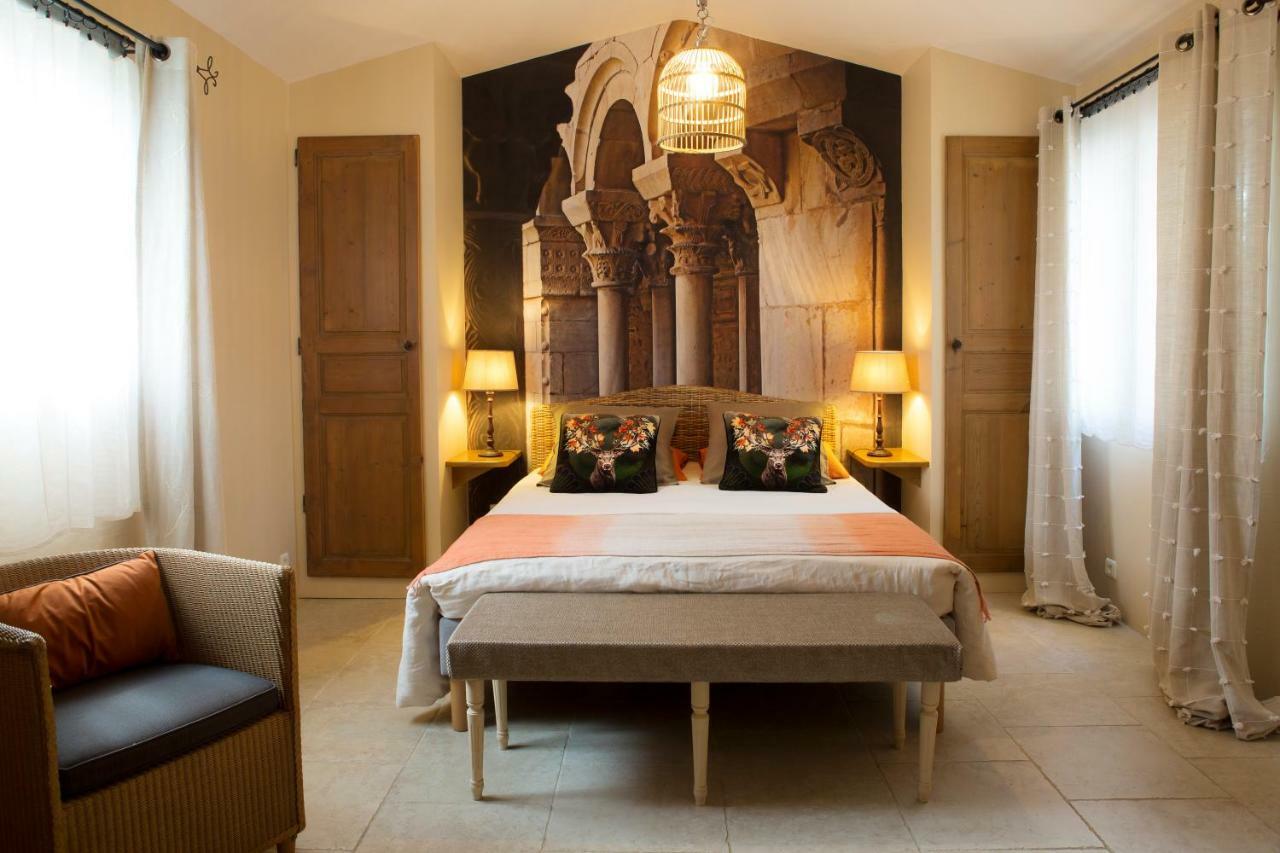 Sous Les Platanes B&B Châteaurenard Εξωτερικό φωτογραφία